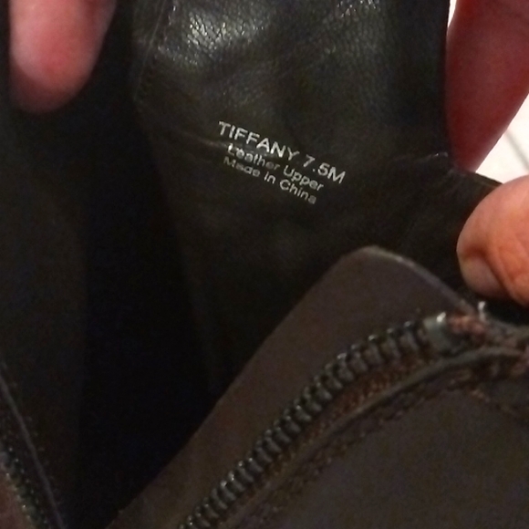 Andrew Marc square toe high heel ankle boots - Picture 8 of 8